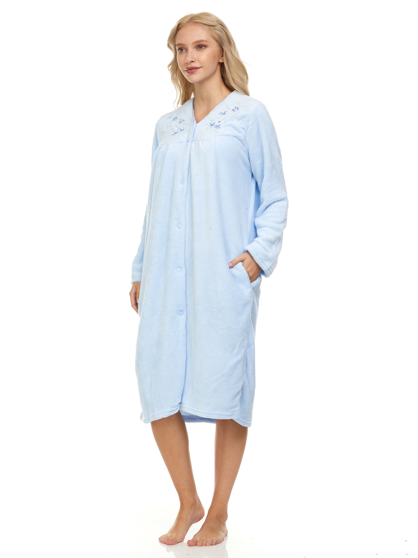 4043 Women Long Sleeve Plush Snaps Duster Female Nightgown