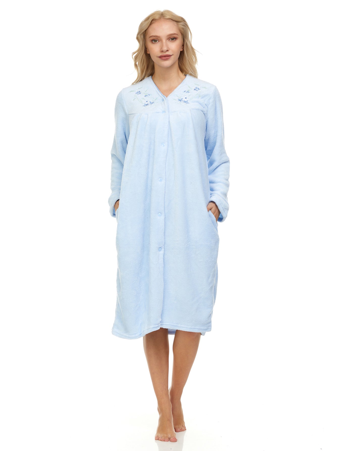 4043 Women Long Sleeve Plush Snaps Duster Female Nightgown